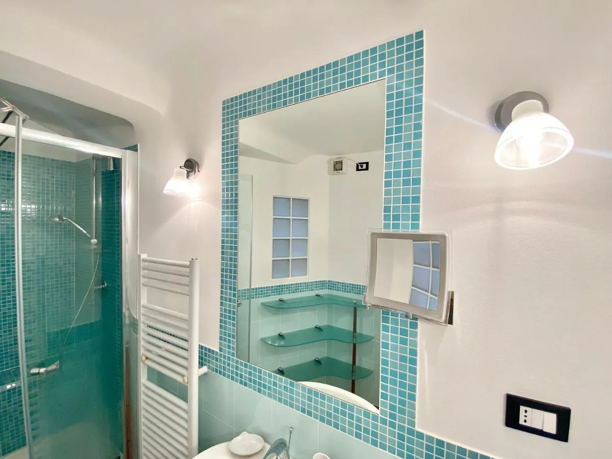Apartment Casaviva - Comfy Central Bilo In Genova